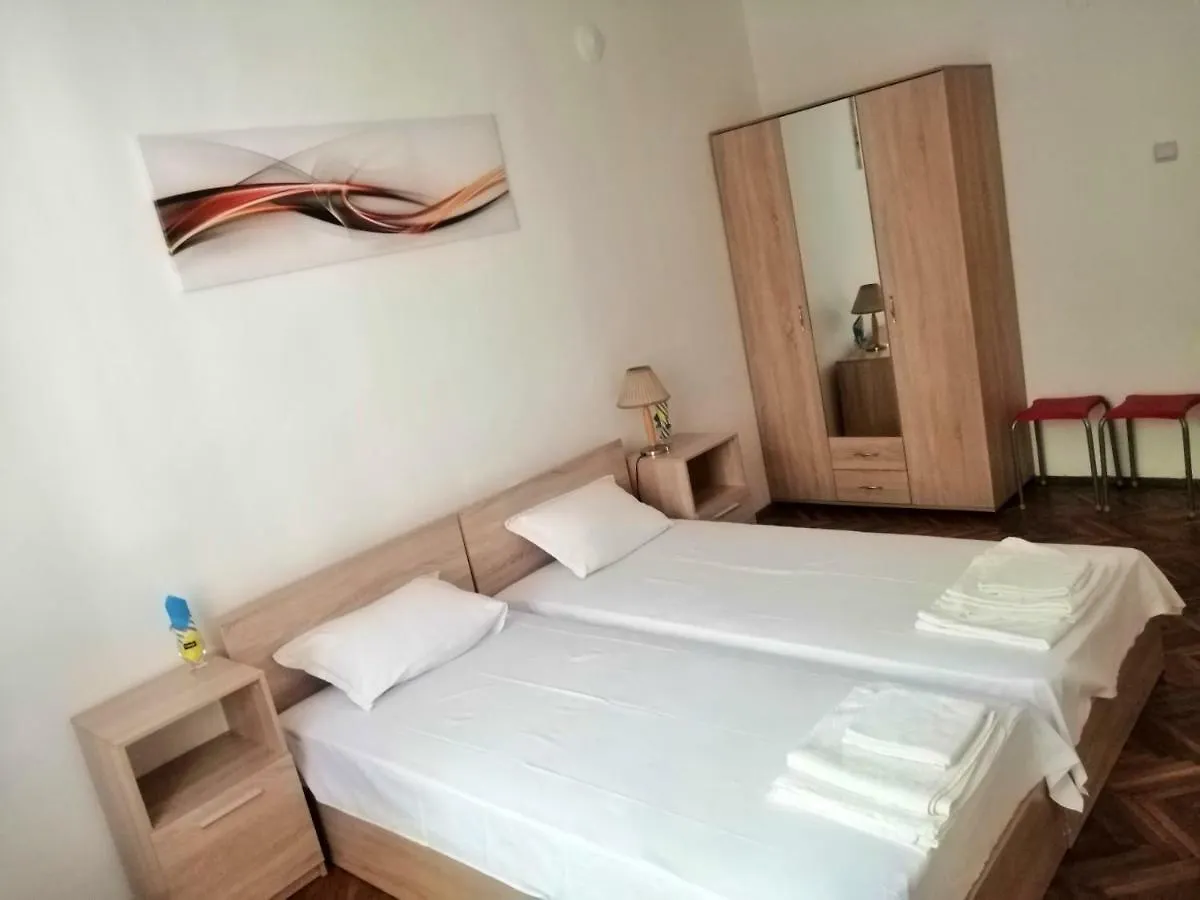 Top Location Near To City Center And Sea Garden Apartament Burgas 0*,