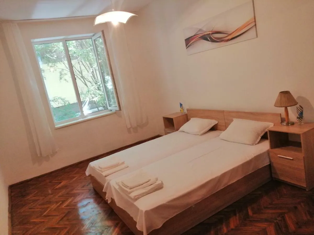 Top Location Near To City Center And Sea Garden Apartament Burgas
